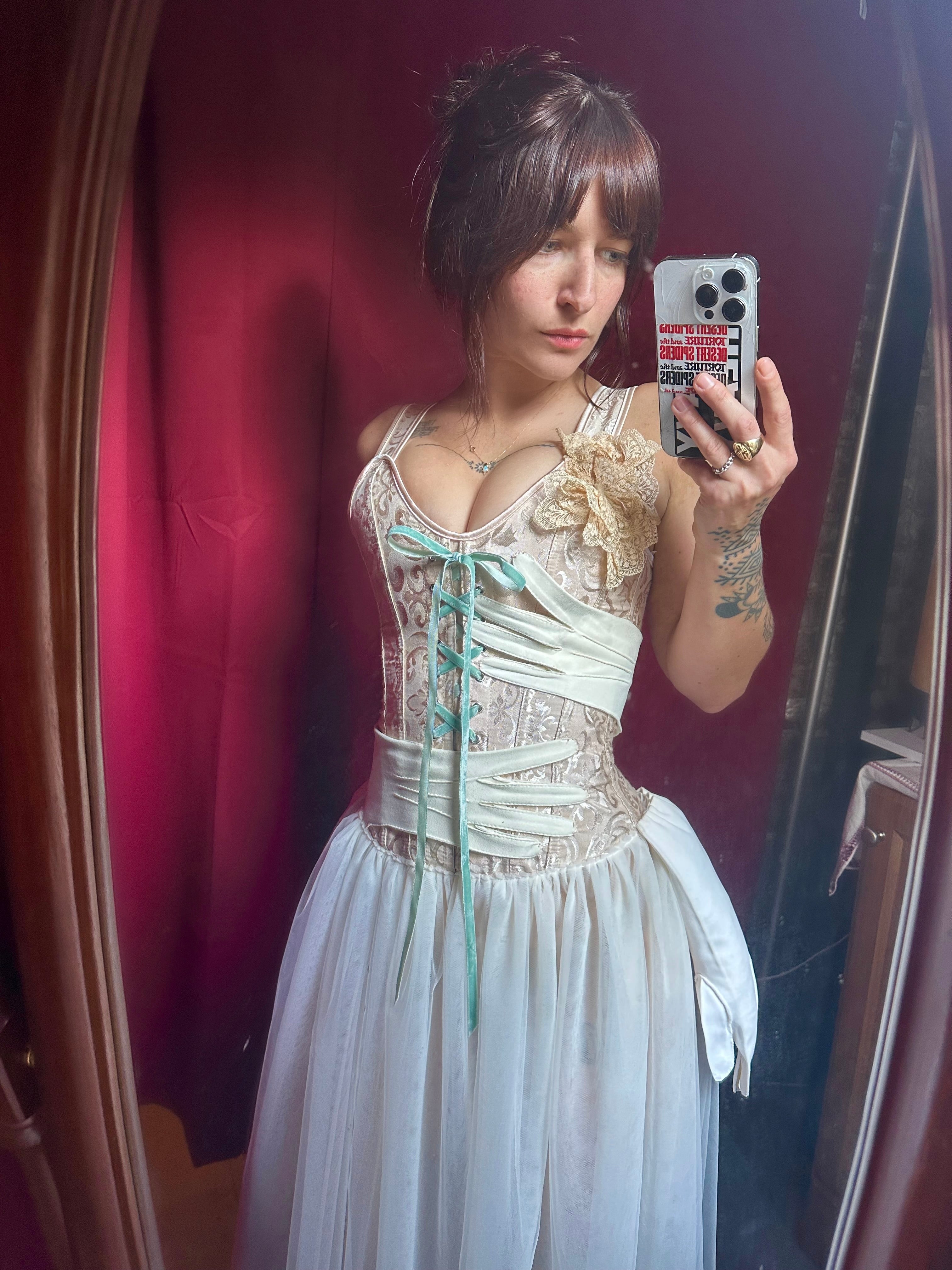 Bonnie Gown