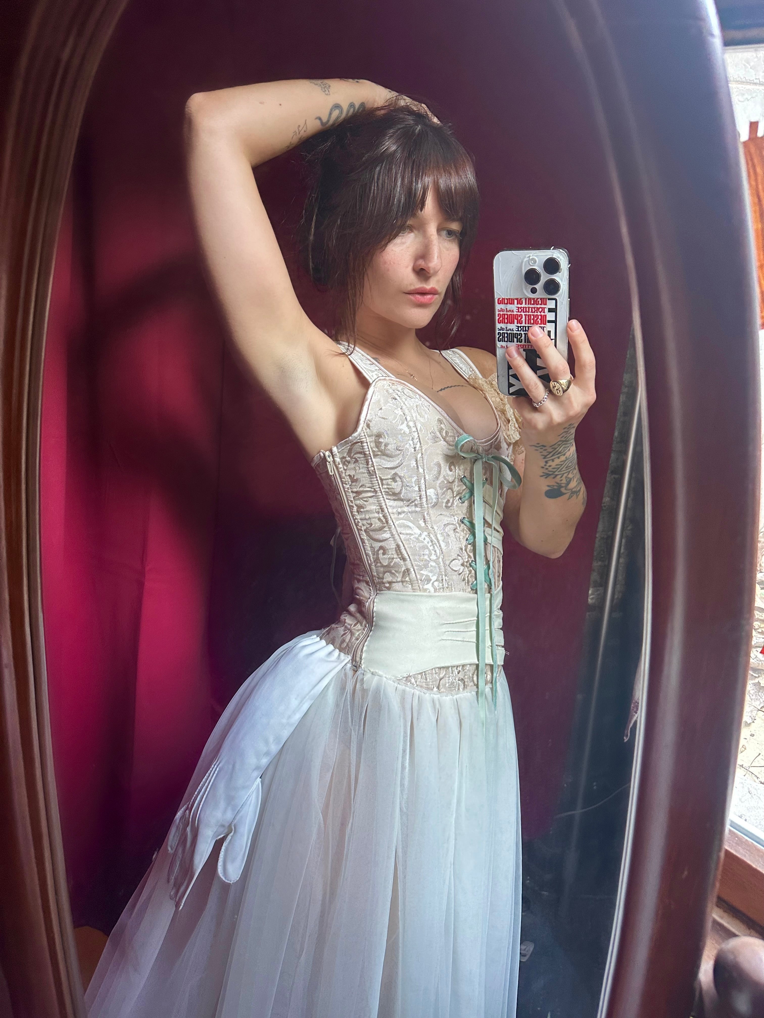 Bonnie Gown