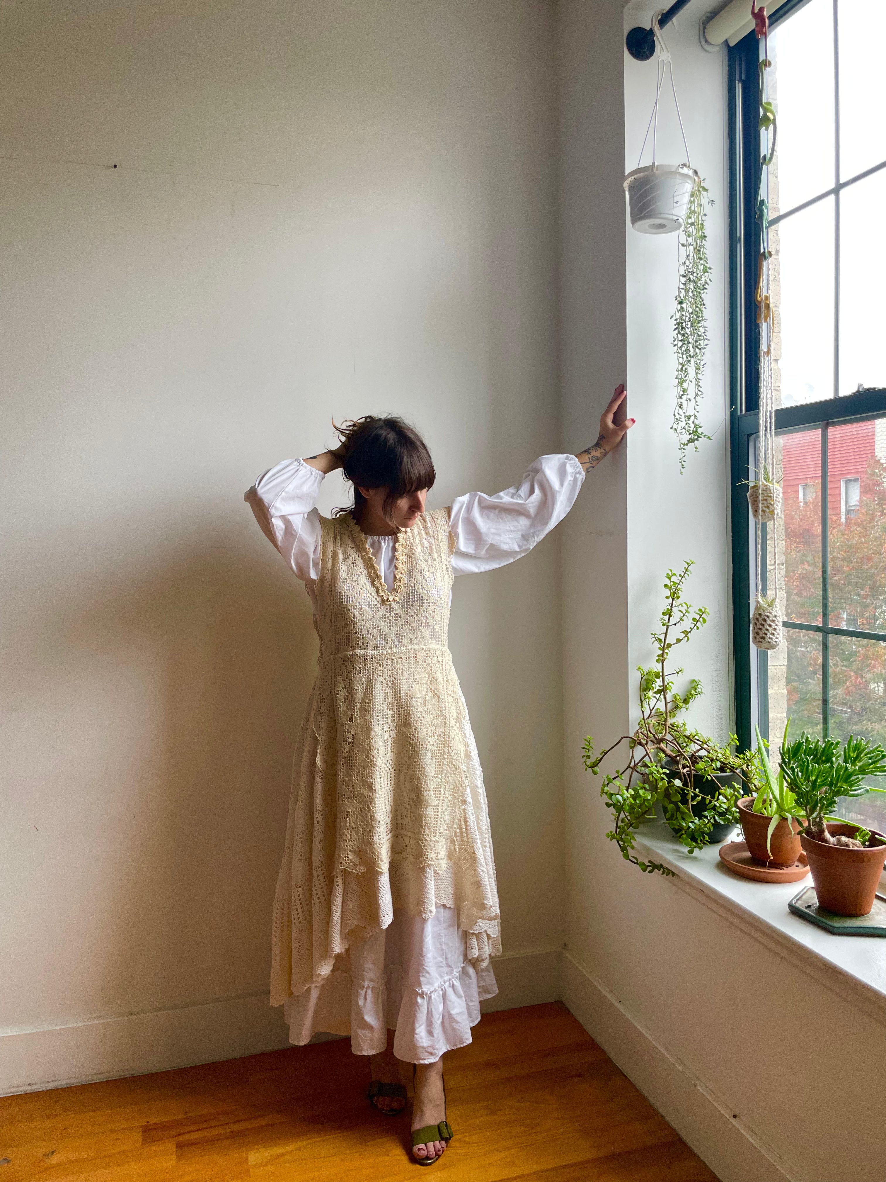 Alma Dress