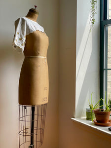 Bessie Sleeve
