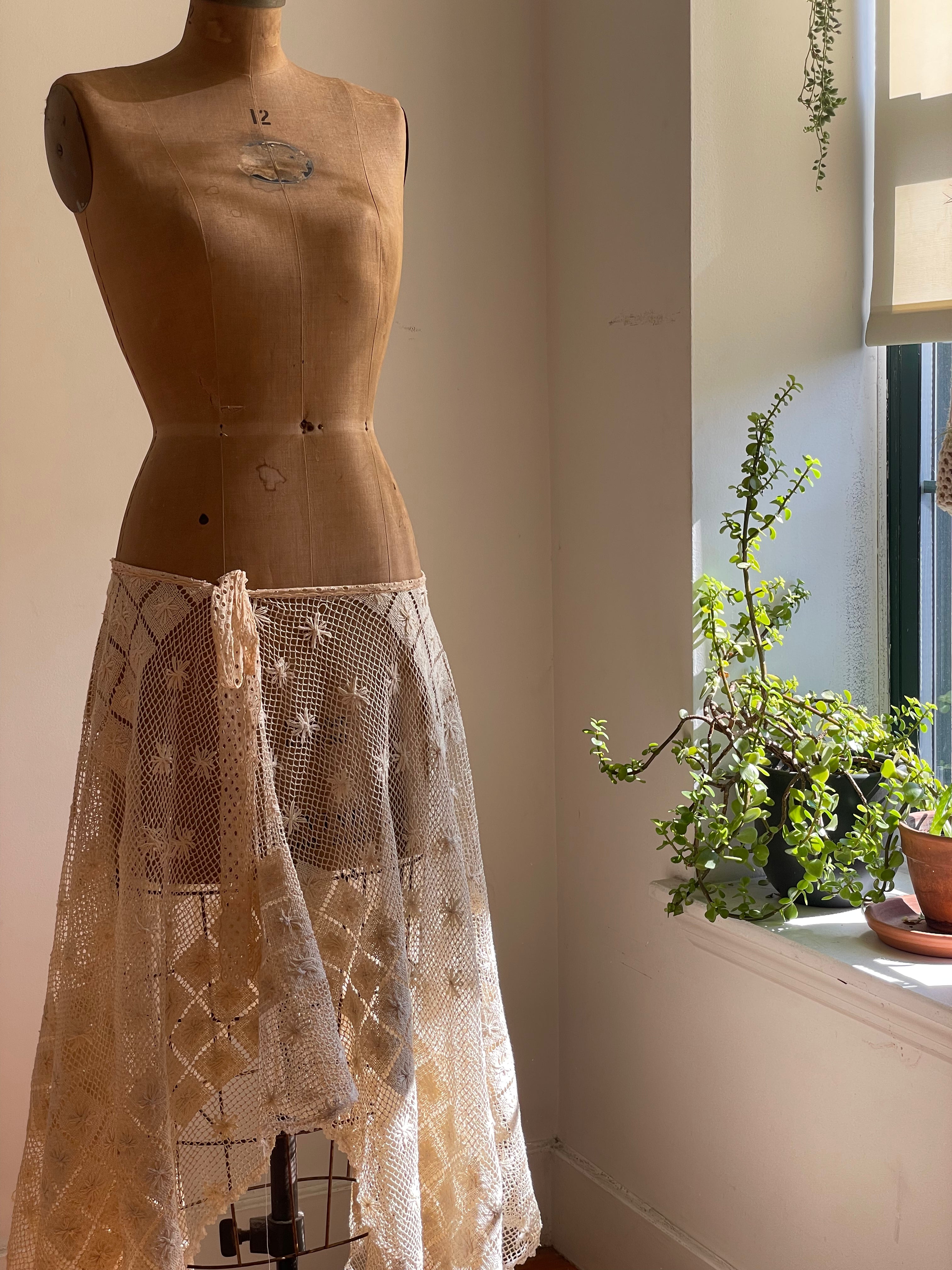Demi Midi Skirt