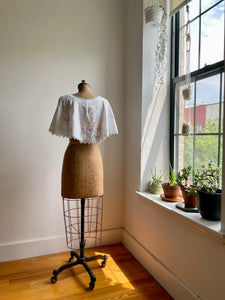 Dawn Caplet